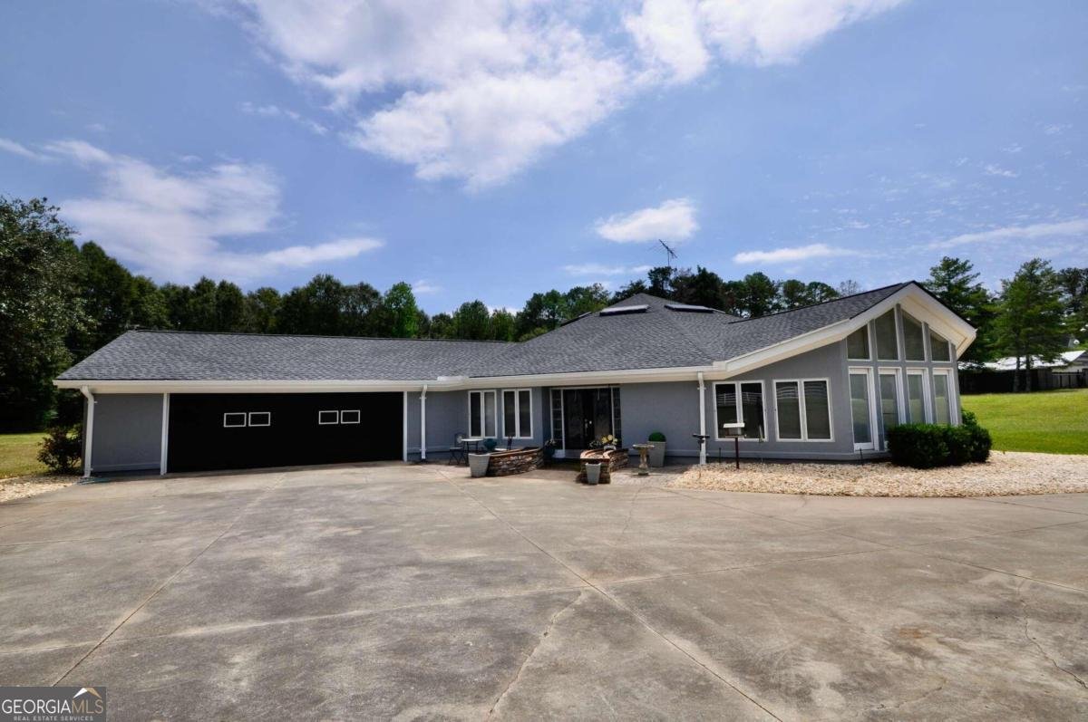 1250 Pete Dickens Road Bogart - 3