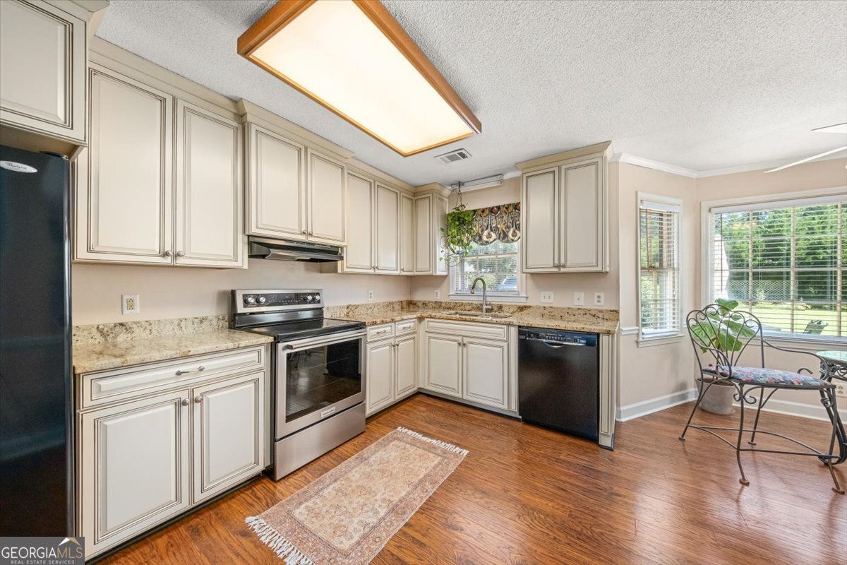 5369 Rivoli Drive Macon - 23