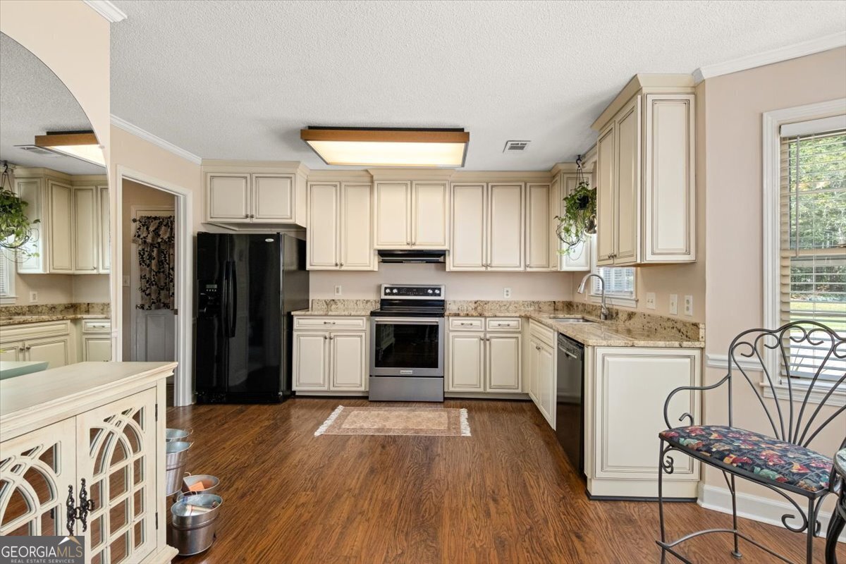 5369 Rivoli Drive Macon - 25
