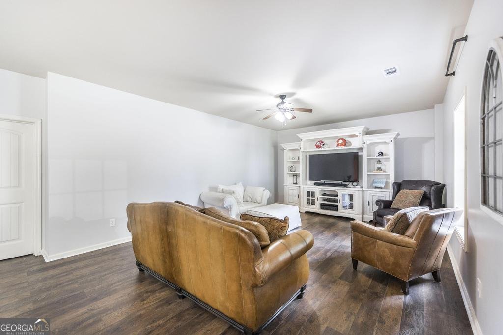 133 Oak Drive Gray - 14