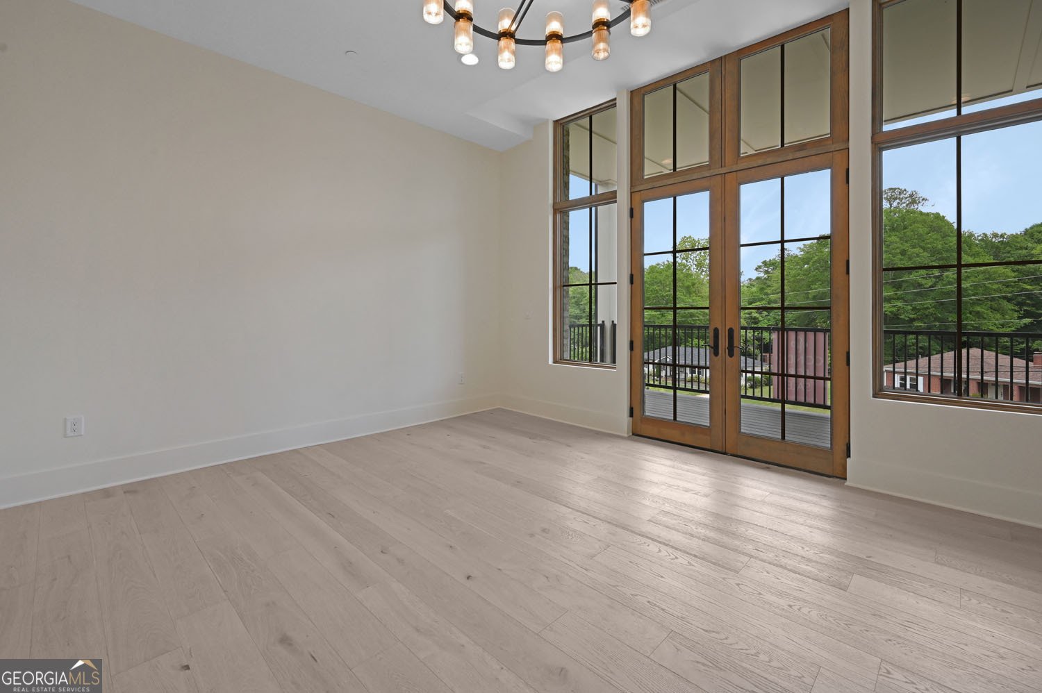 8200 Main Street Woodstock - 16