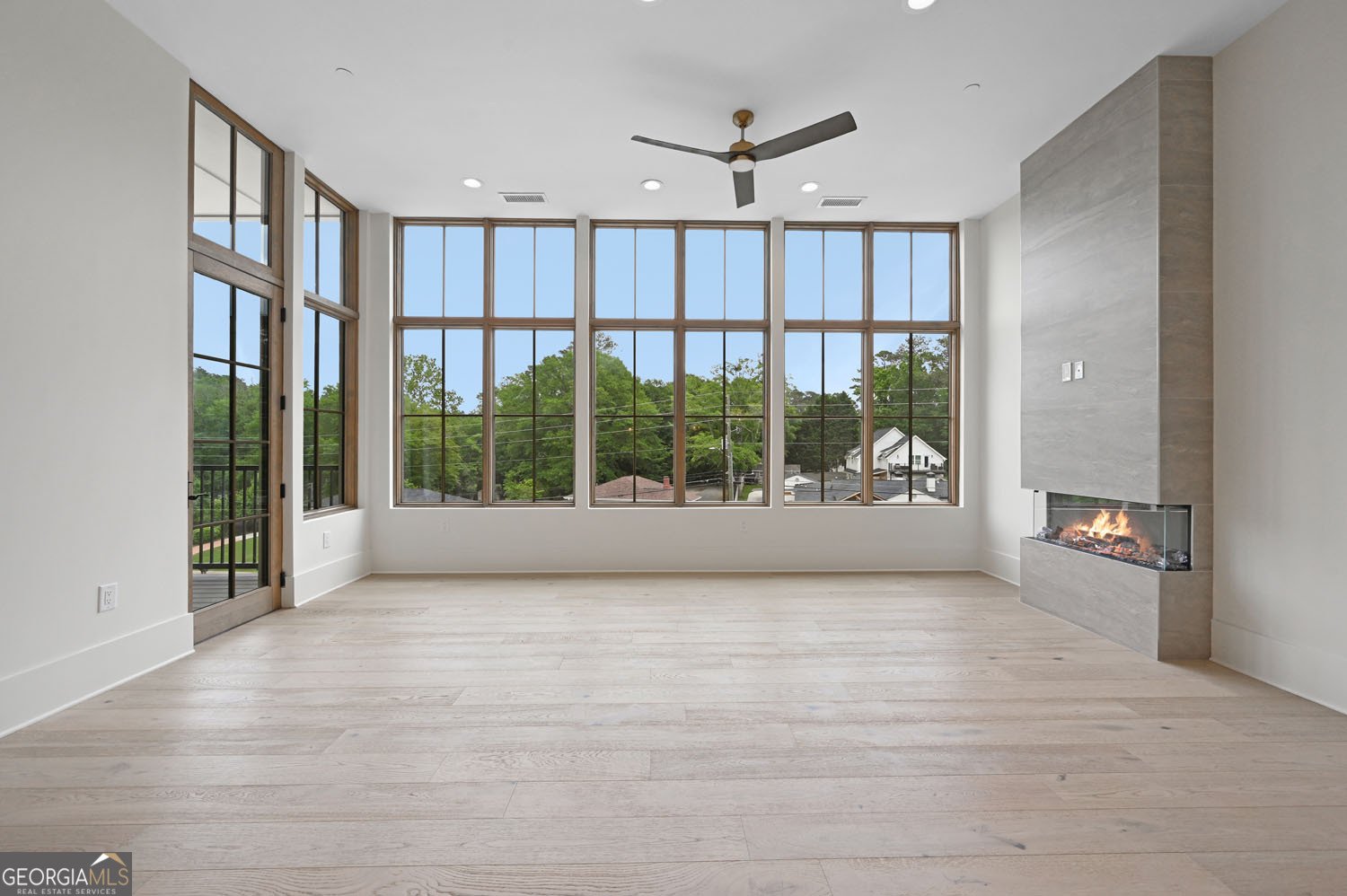 8200 Main Street Woodstock - 4