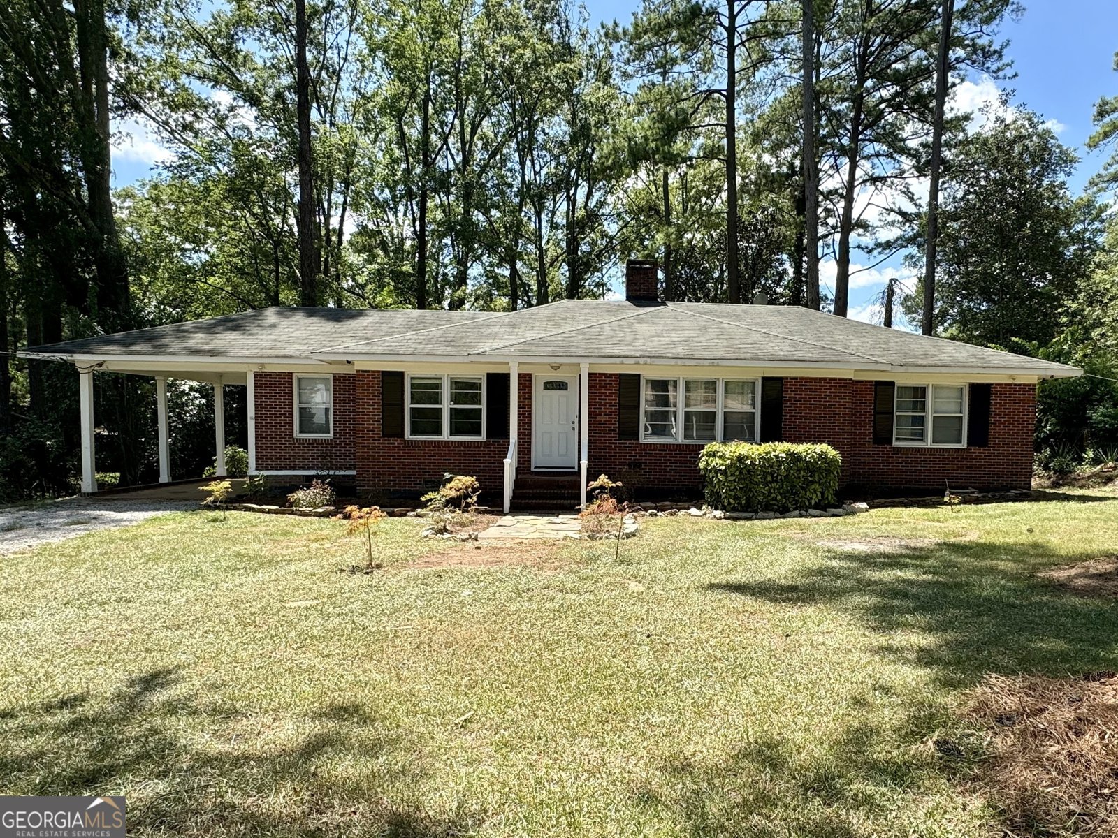 808 Stewart Avenue Union Point - 37