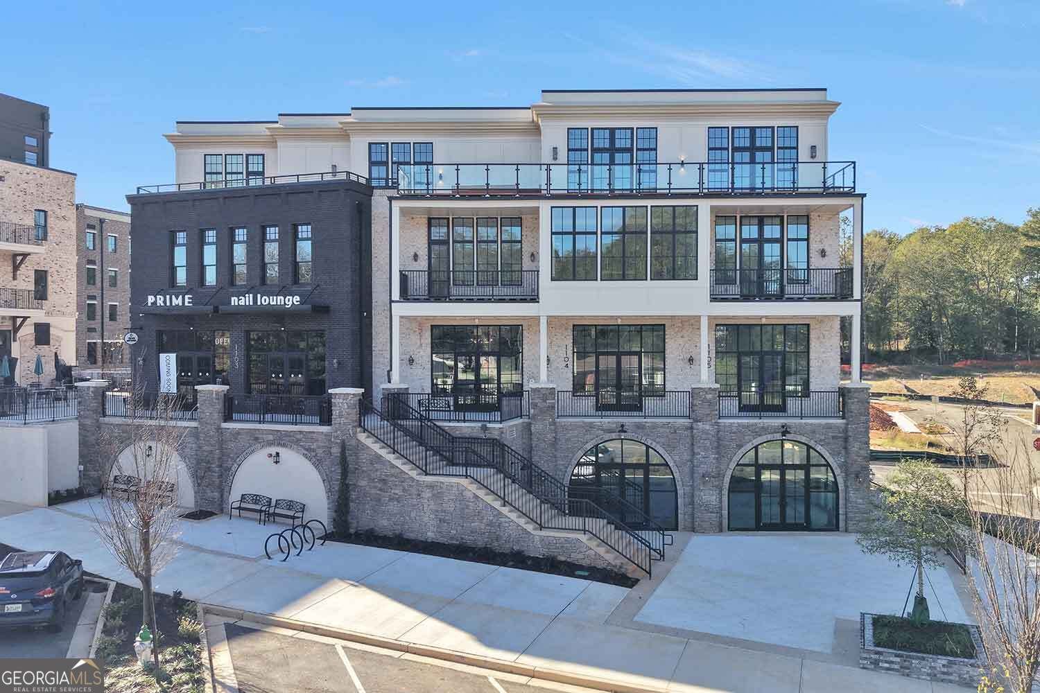 8200 Main Street Woodstock - 1