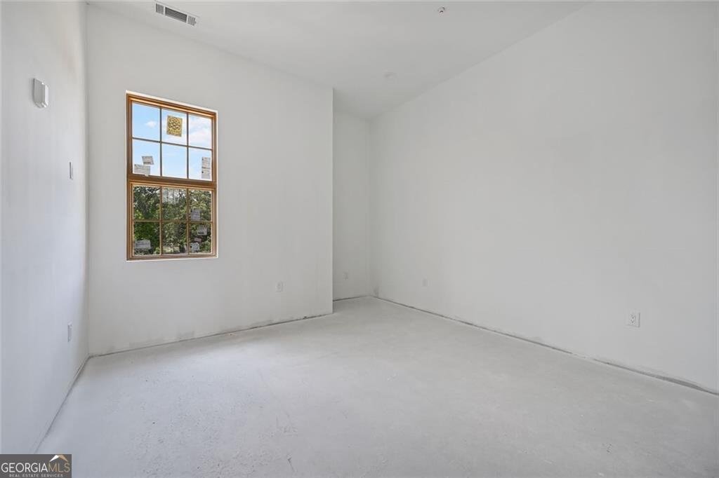 8200 Main Street Woodstock - 17