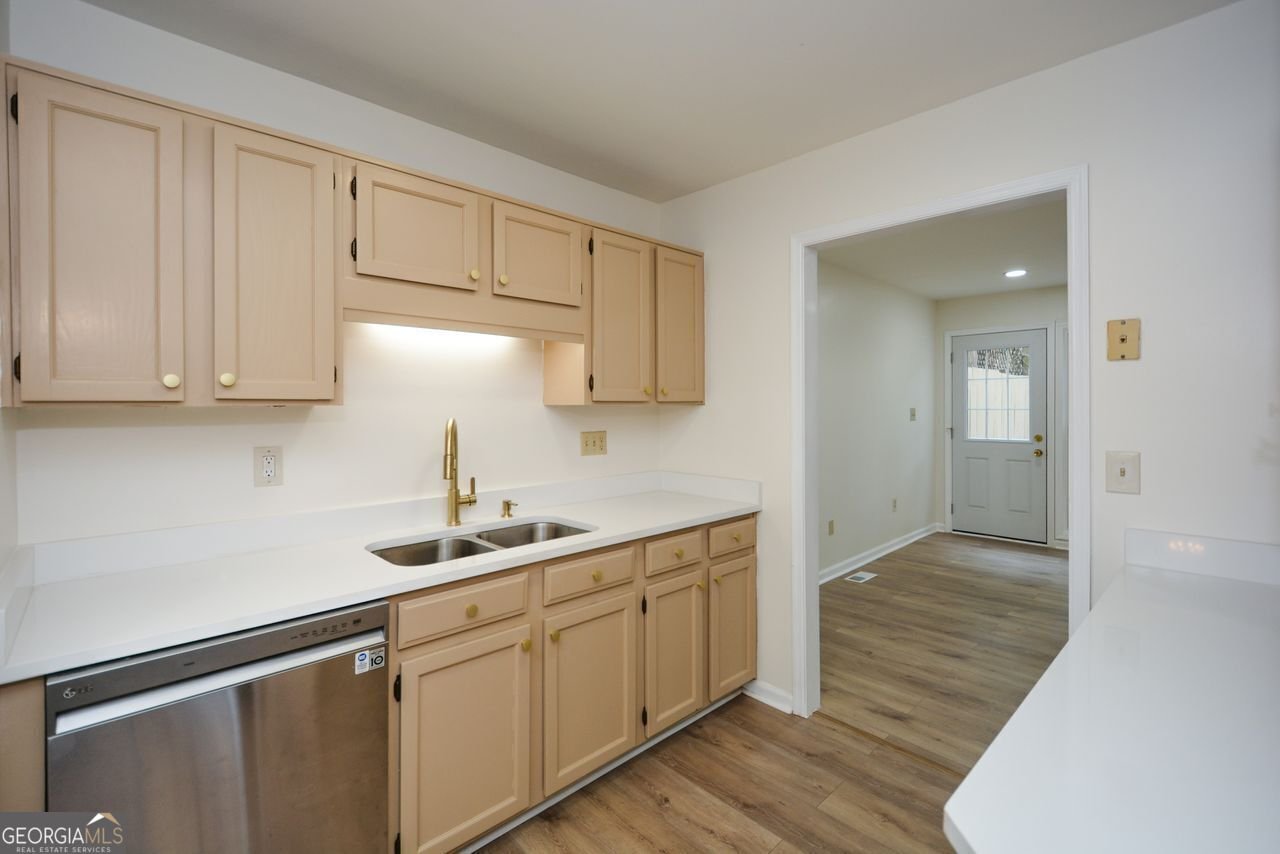 1666 Paddlewheel Drive Marietta - 12