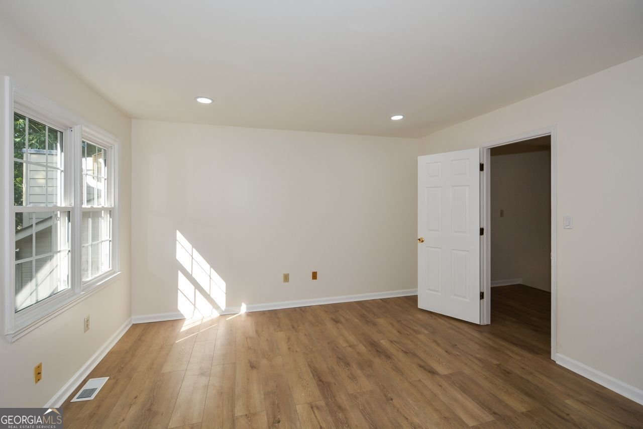 1666 Paddlewheel Drive Marietta - 24