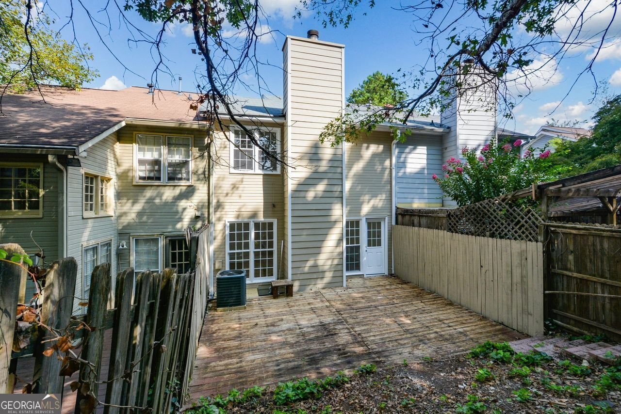 1666 Paddlewheel Drive Marietta - 38
