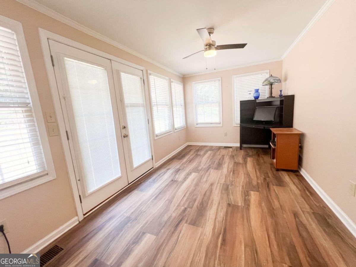 635 Lawson Street Bremen - 46