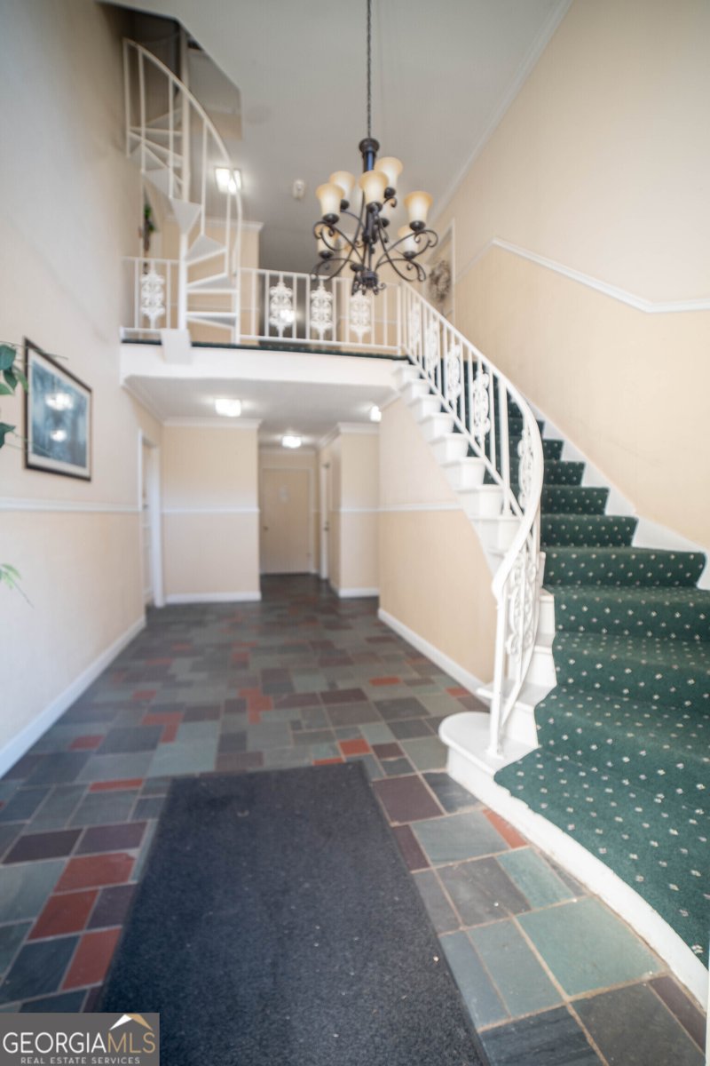 6851 Roswell Road Atlanta - 29