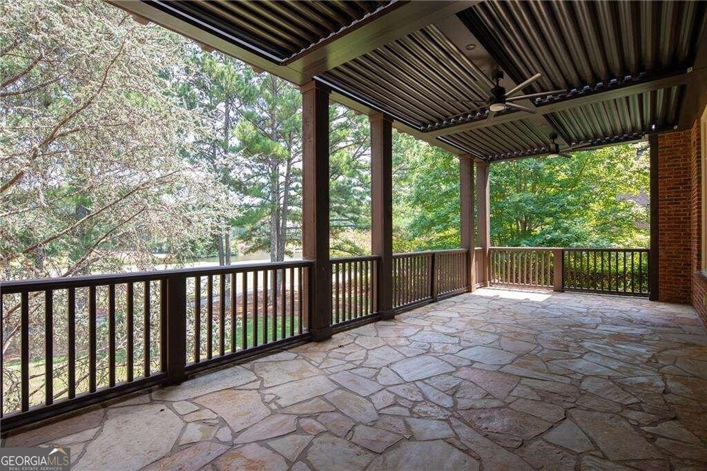 858 MIDDLE FORK Trail Suwanee - 21