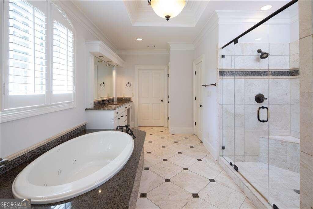 858 MIDDLE FORK Trail Suwanee - 38