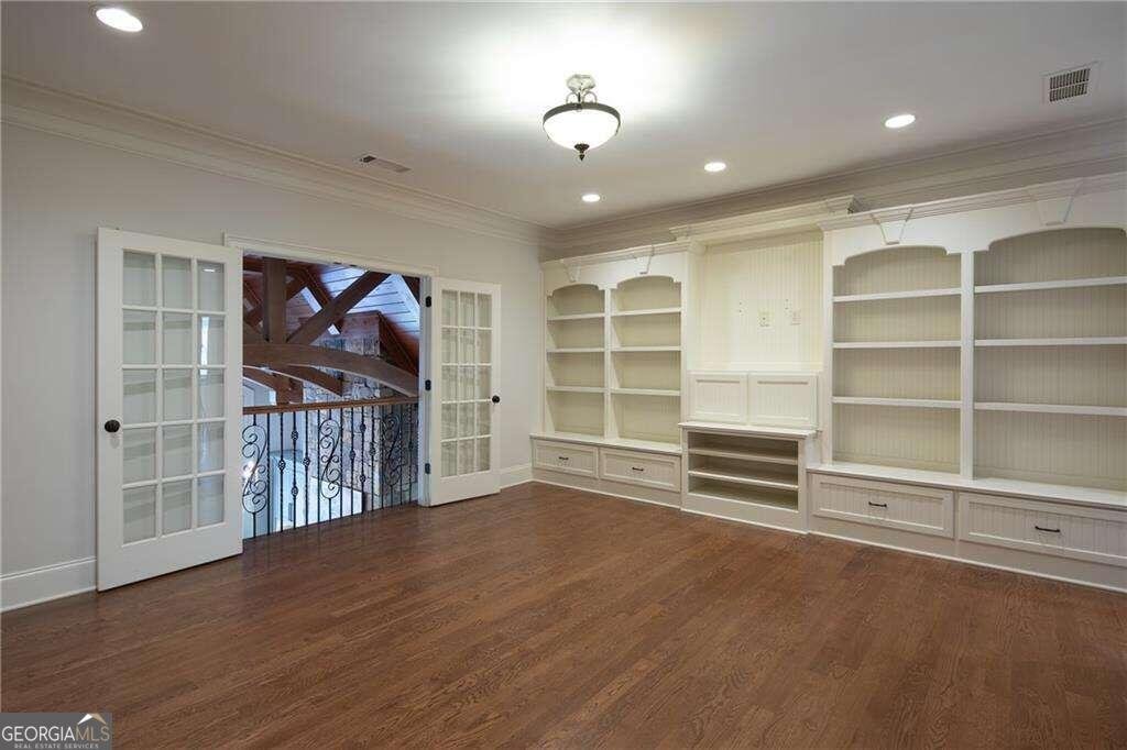 858 MIDDLE FORK Trail Suwanee - 39