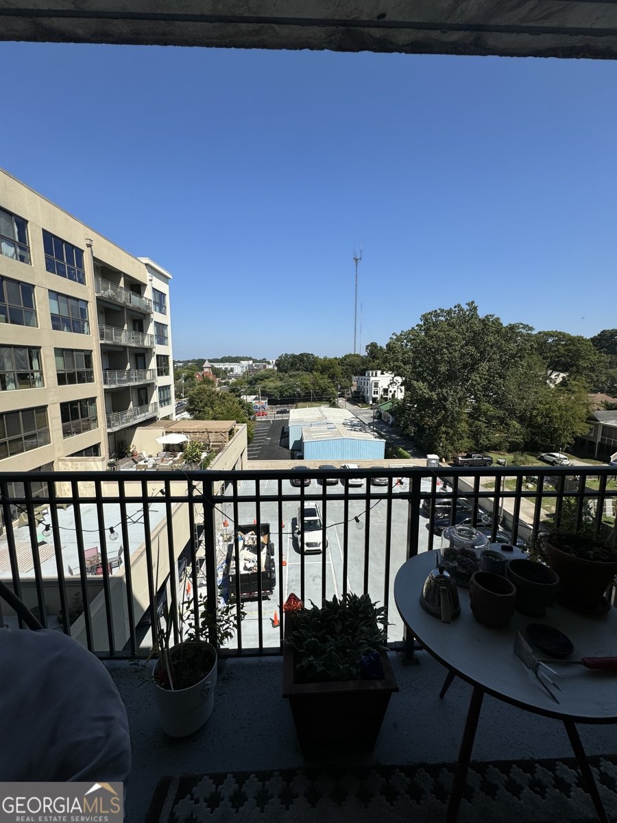 563 Memorial Drive Atlanta - 19