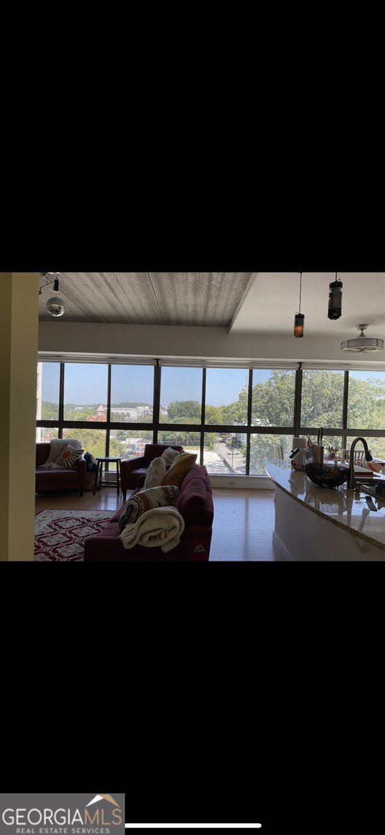 563 Memorial Drive Atlanta - 2