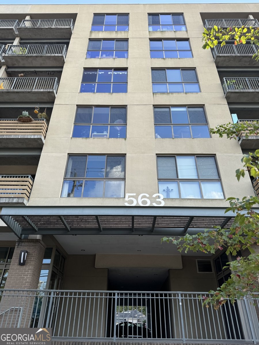 563 Memorial Drive Atlanta - 24