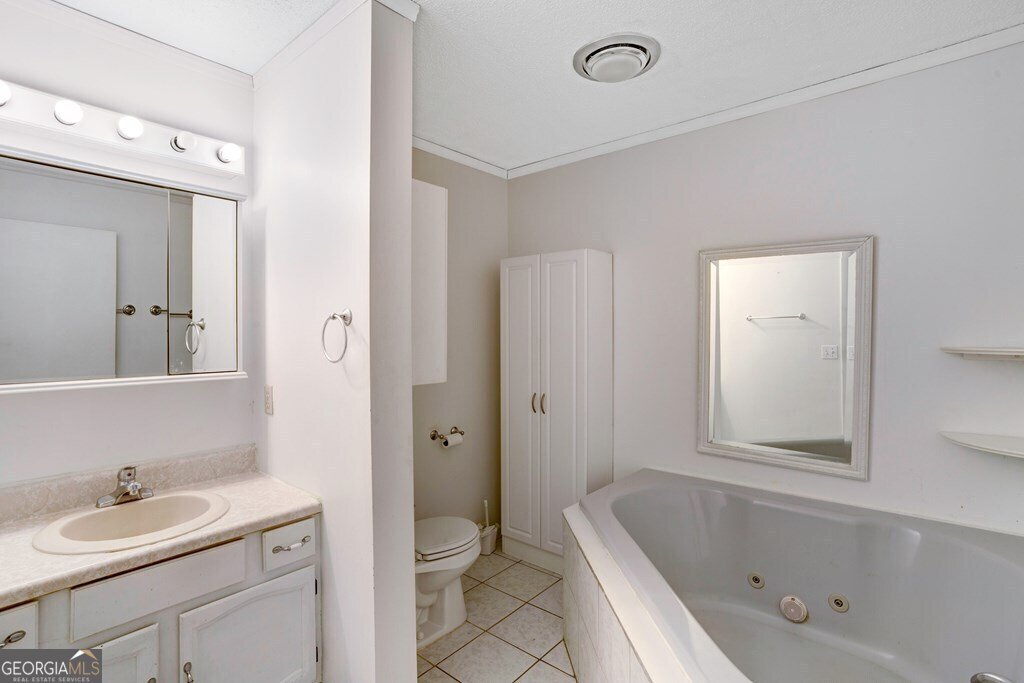 322 Hall Road Warne - 12