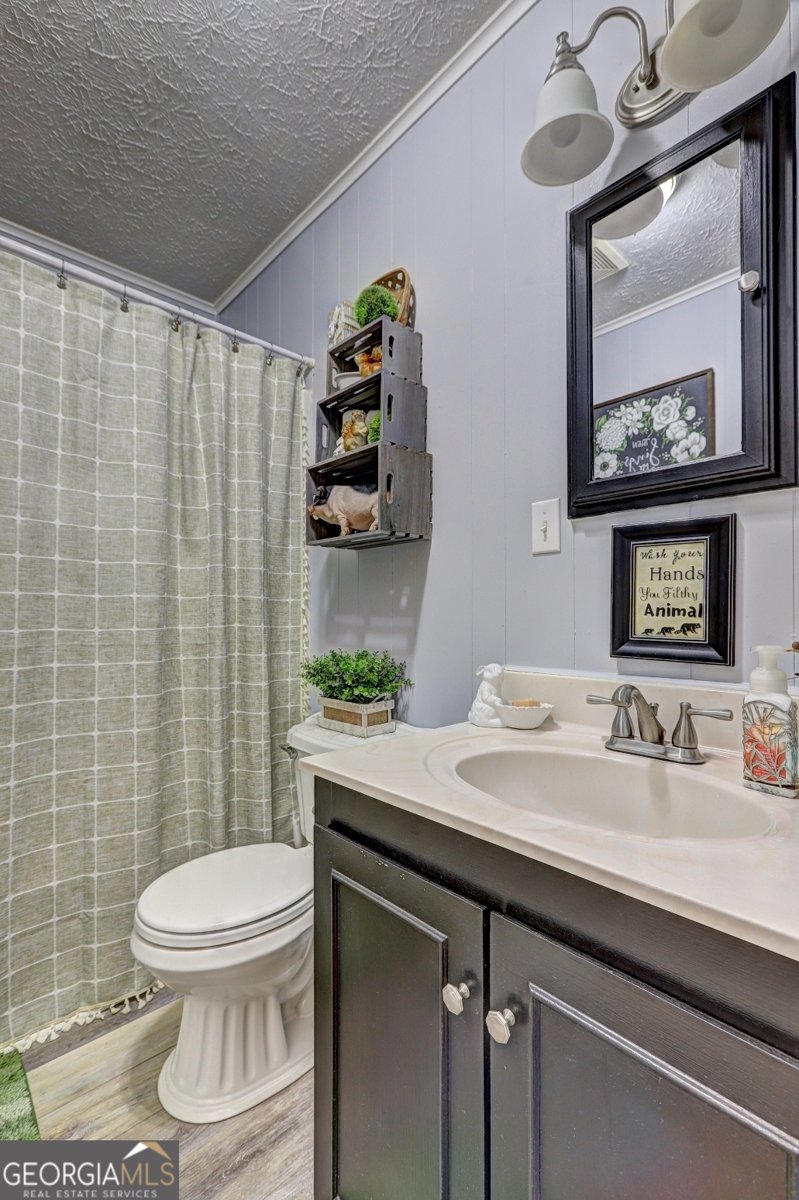 218 City Pond Road Barnesville - 31