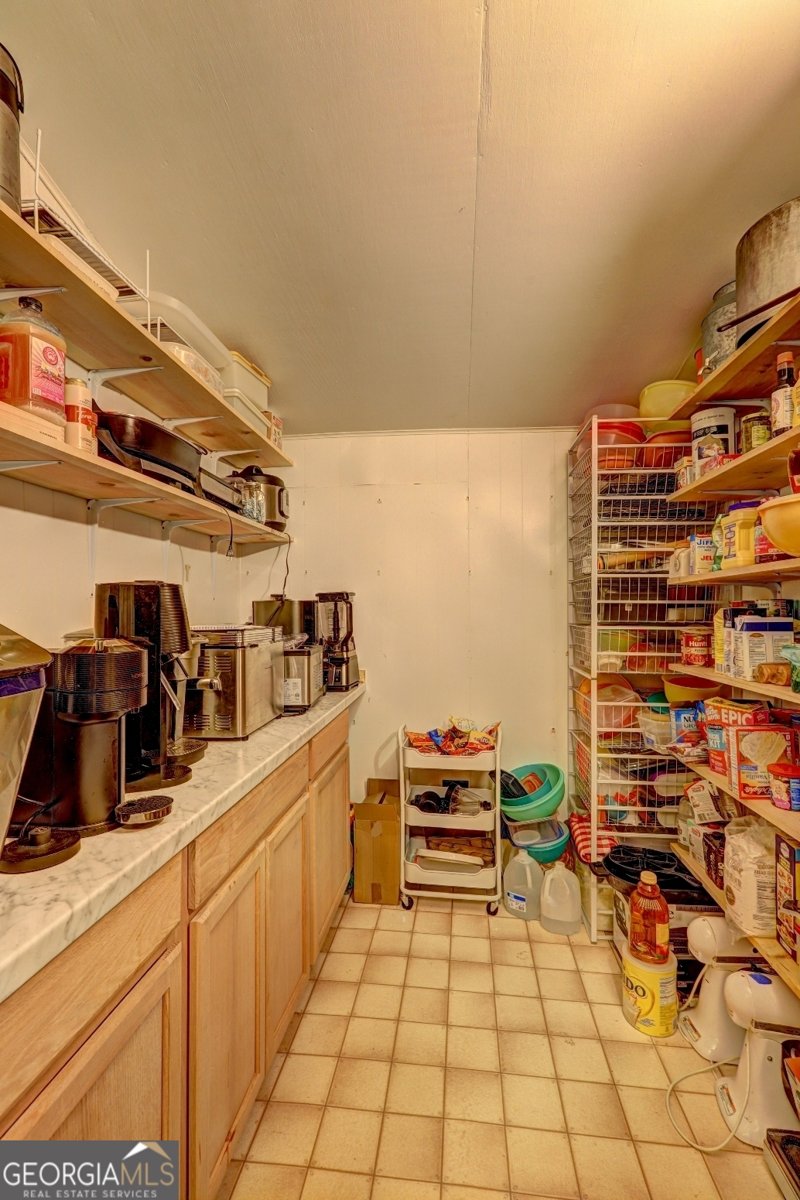 218 City Pond Road Barnesville - 34