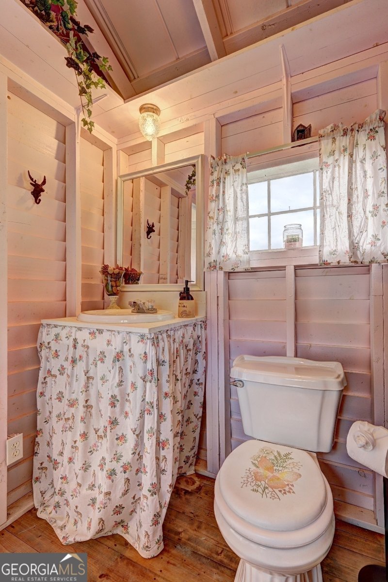218 City Pond Road Barnesville - 51
