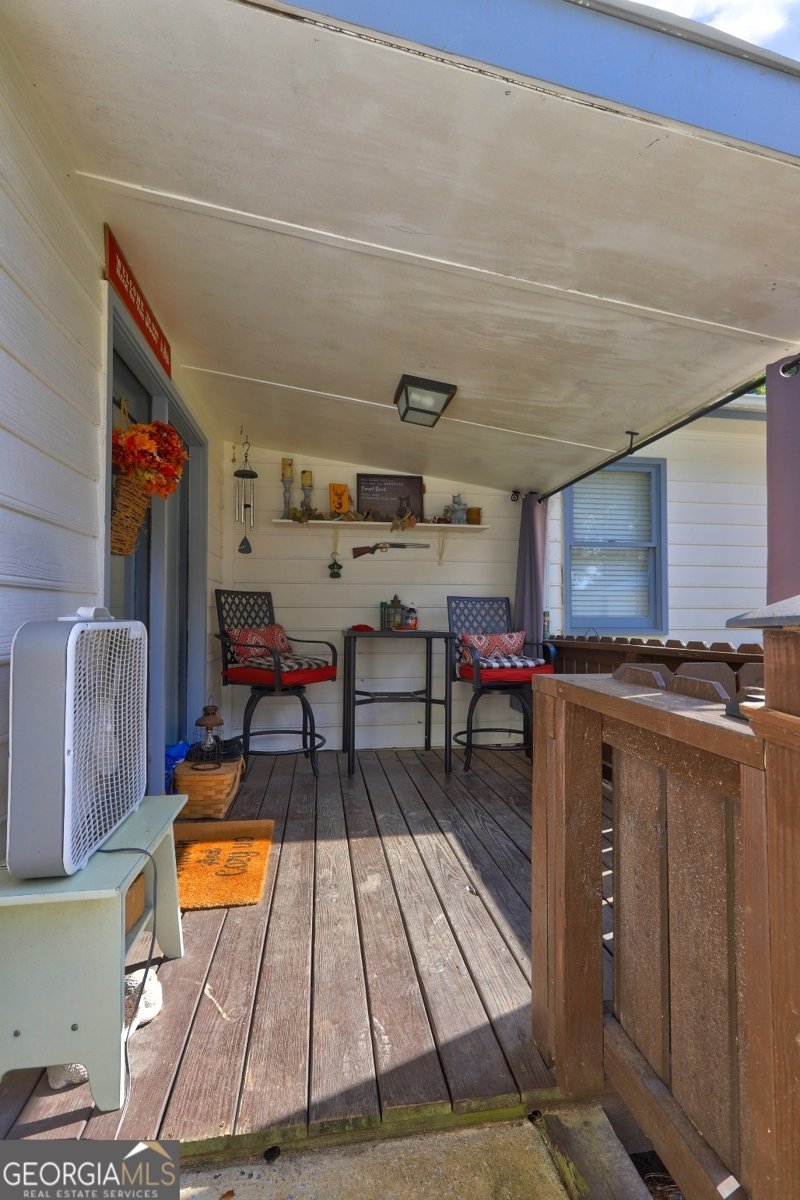 218 City Pond Road Barnesville - 70