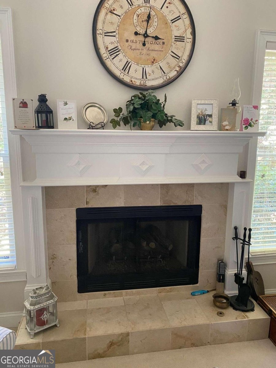2631 Gladstone Terrace Woodstock - 11