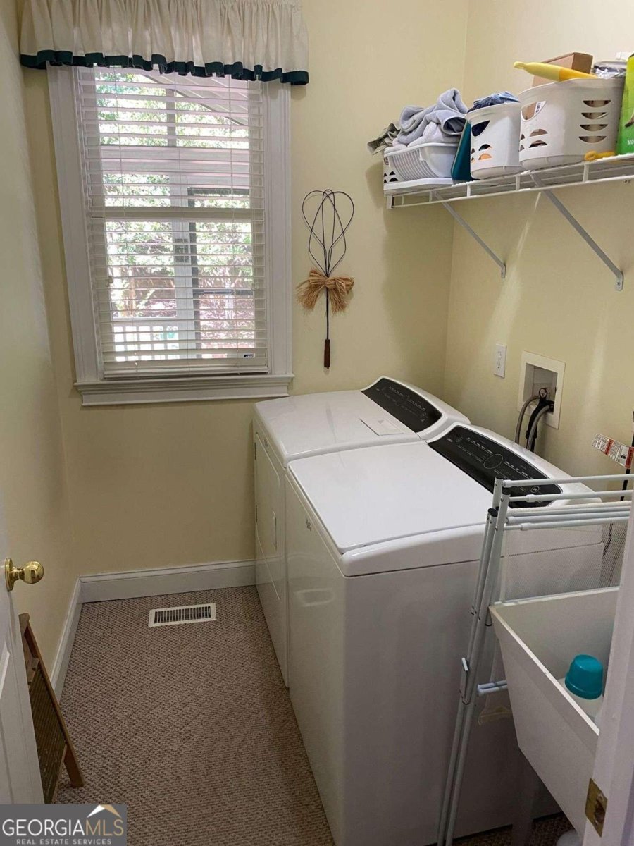2631 Gladstone Terrace Woodstock - 14