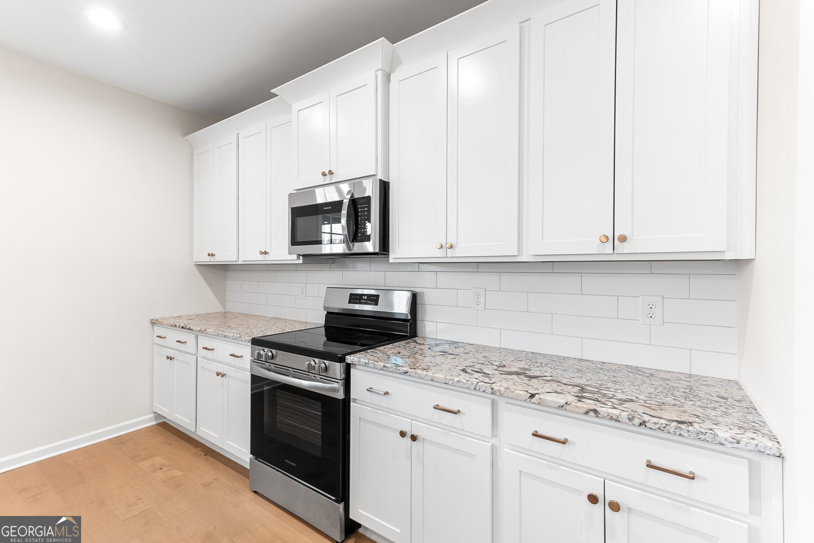 4630 Capulet Court Forsyth - 34
