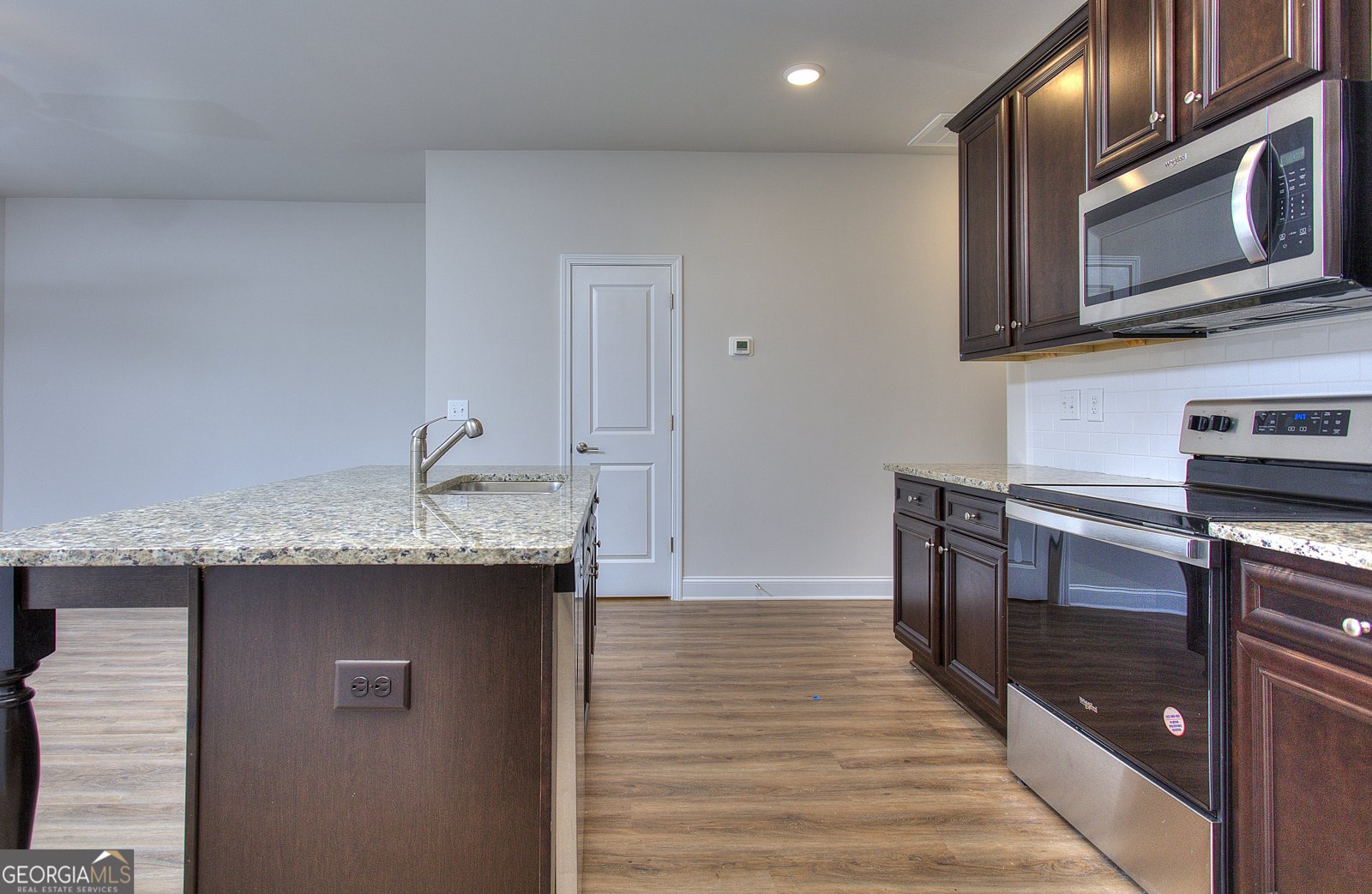 3405 Ripple Loop South Fulton - 1