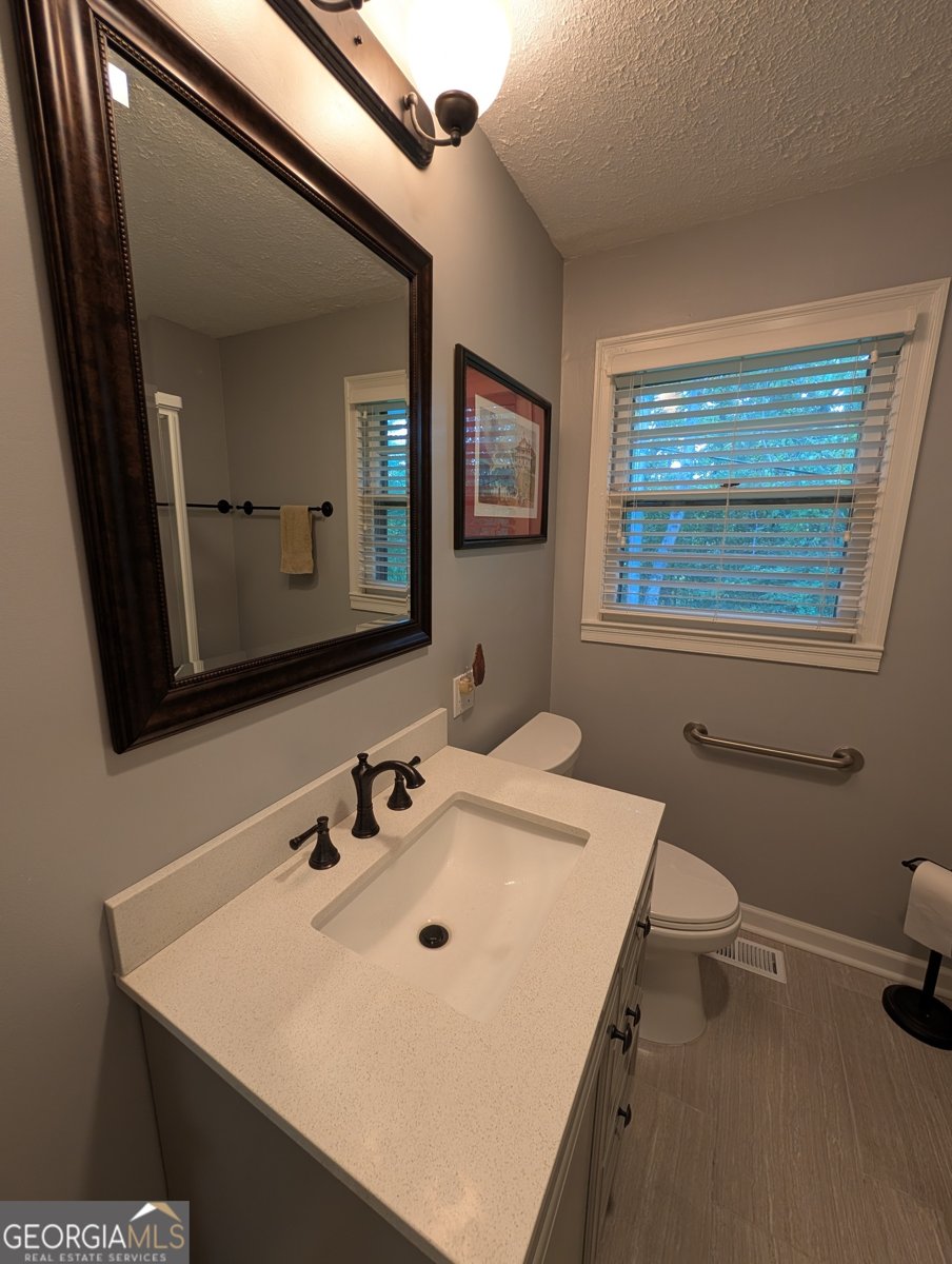 657 Kytle Street Cleveland - 38