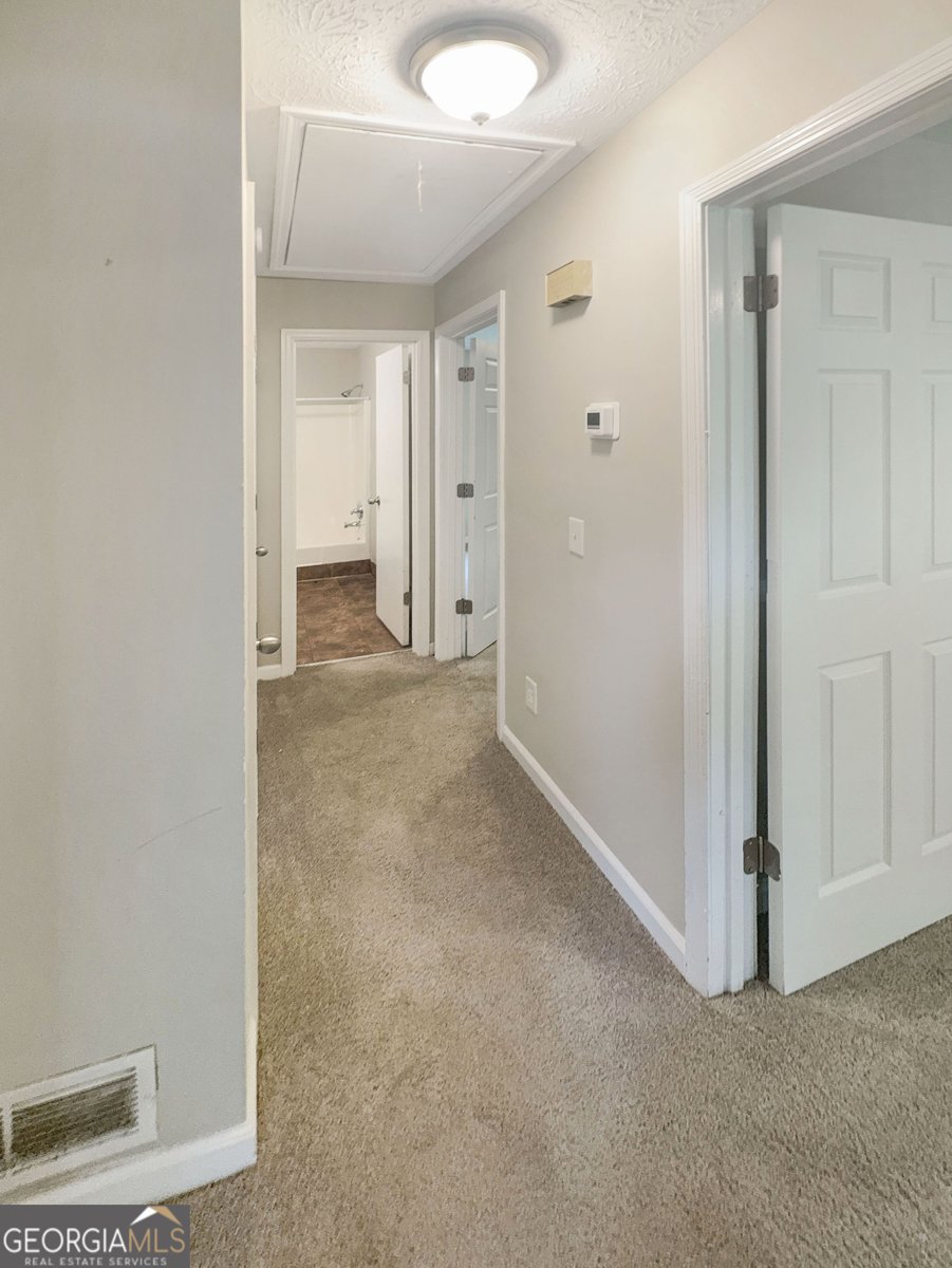 3551 Mill Glen Drive Douglasville - 20