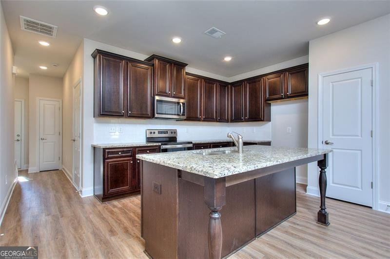 6190 Ripple Way South Fulton - 6