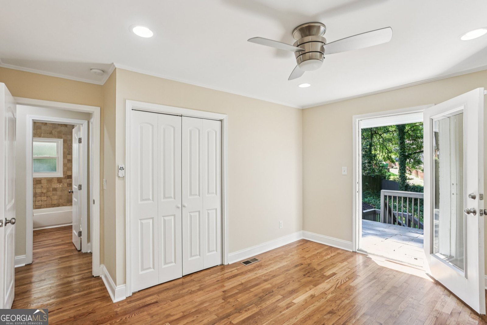 2121 ARLINGTON Avenue Atlanta - 21