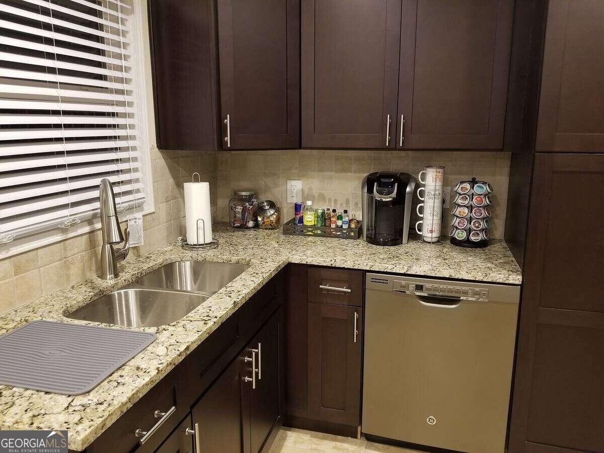 2121 ARLINGTON Avenue Atlanta - 4