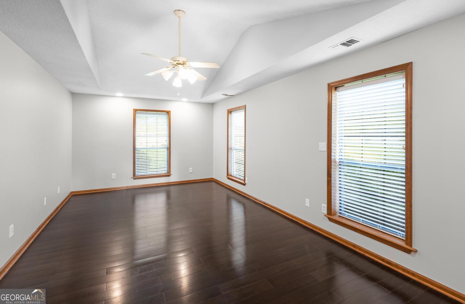 4909 Perry Road Claxton - 37