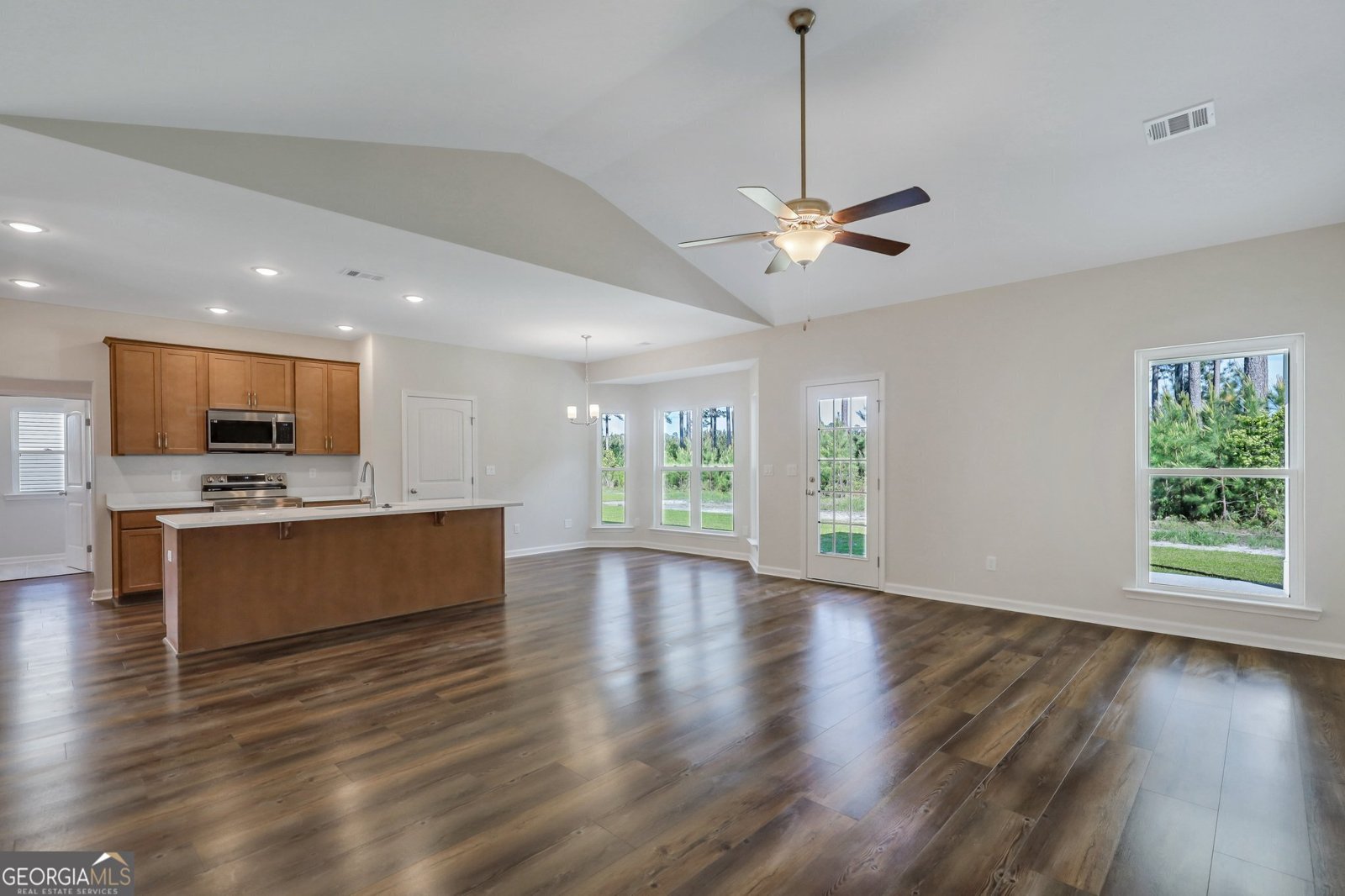303 Bulkhead Drive Kingsland - 7