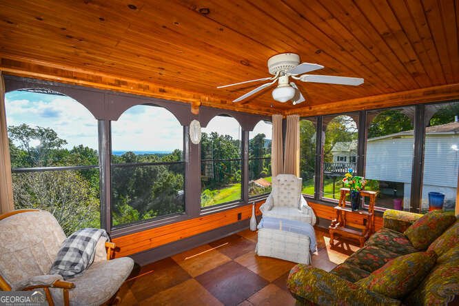 684 Grandview Avenue Mount Airy - 5
