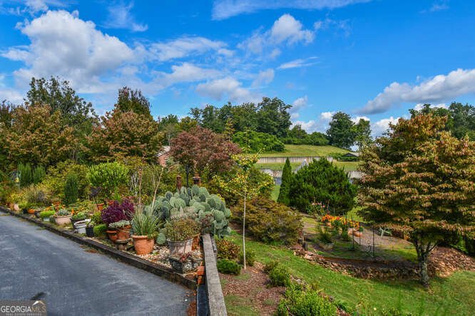 684 Grandview Avenue Mount Airy - 50