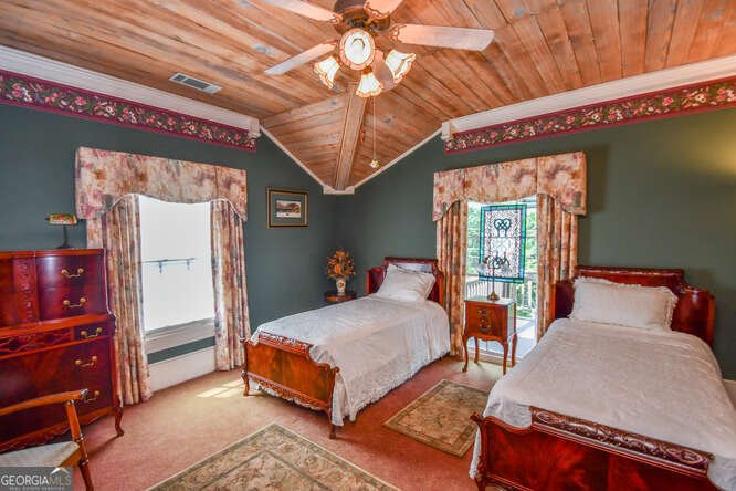 684 Grandview Avenue Mount Airy - 77