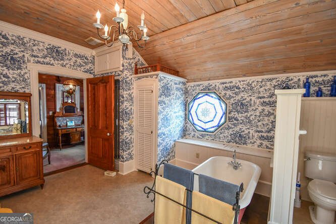 684 Grandview Avenue Mount Airy - 88