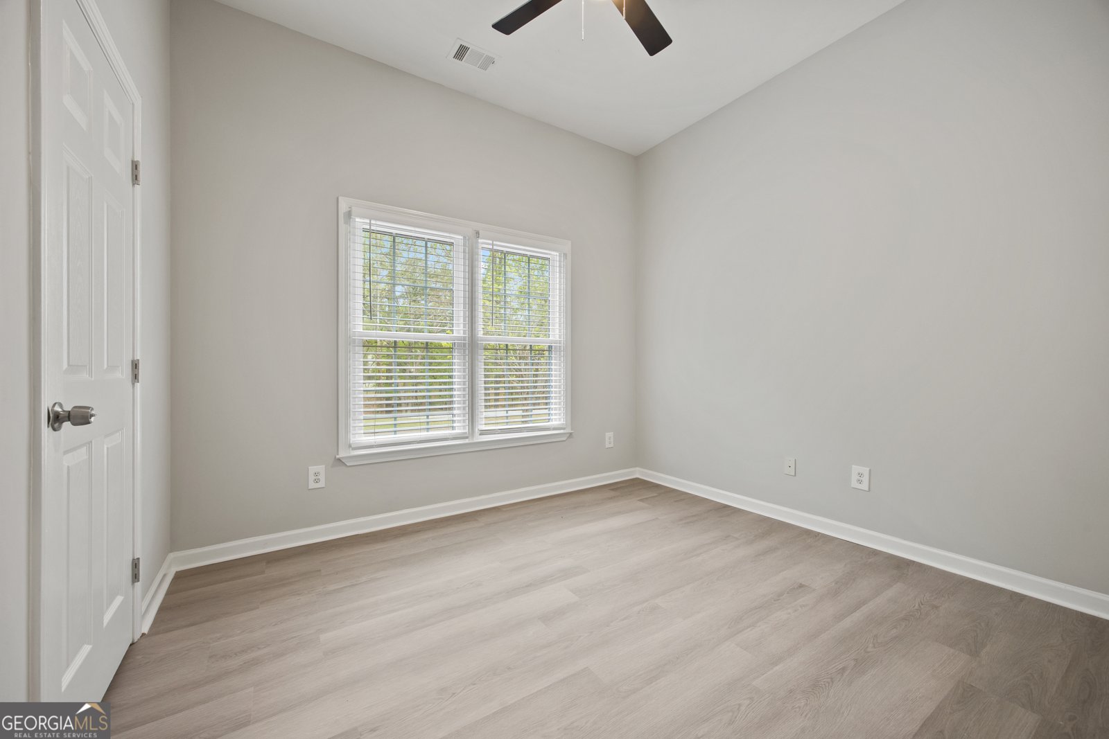 6329 Edgewater Cove Fairburn - 19
