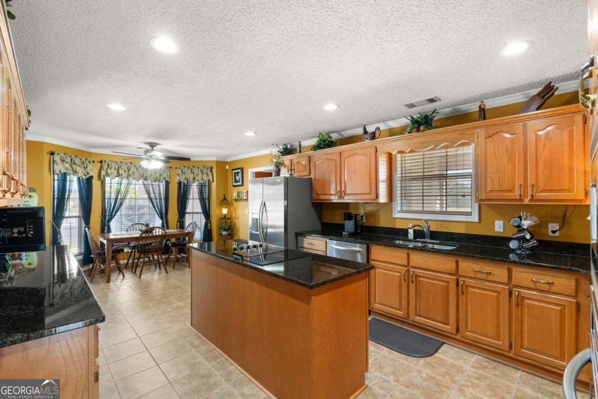 375 Dasher Street Lyons - 27