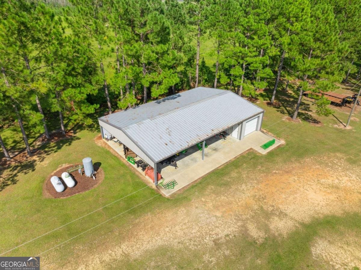 375 Dasher Street Lyons - 90