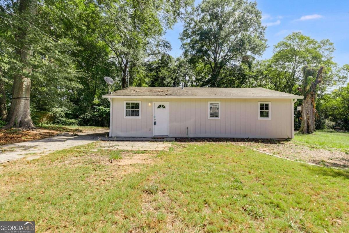 6085 Hotel Street Austell - 1