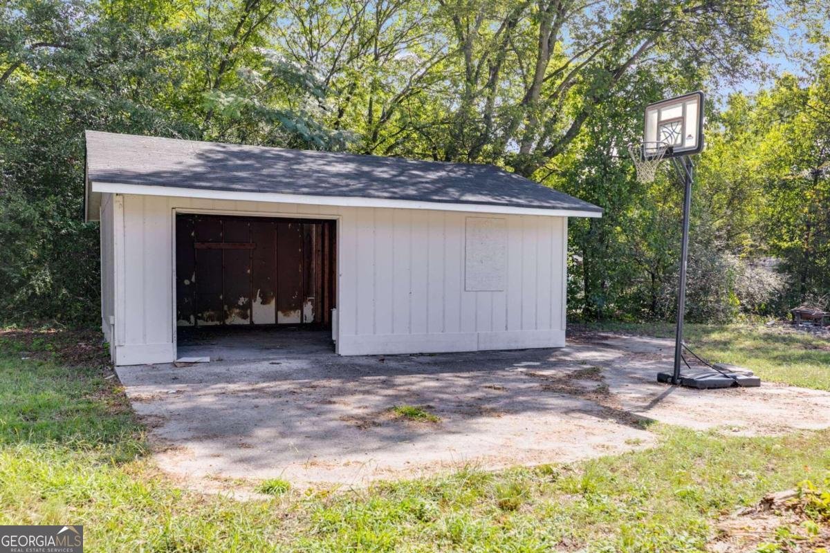 6085 Hotel Street Austell - 17