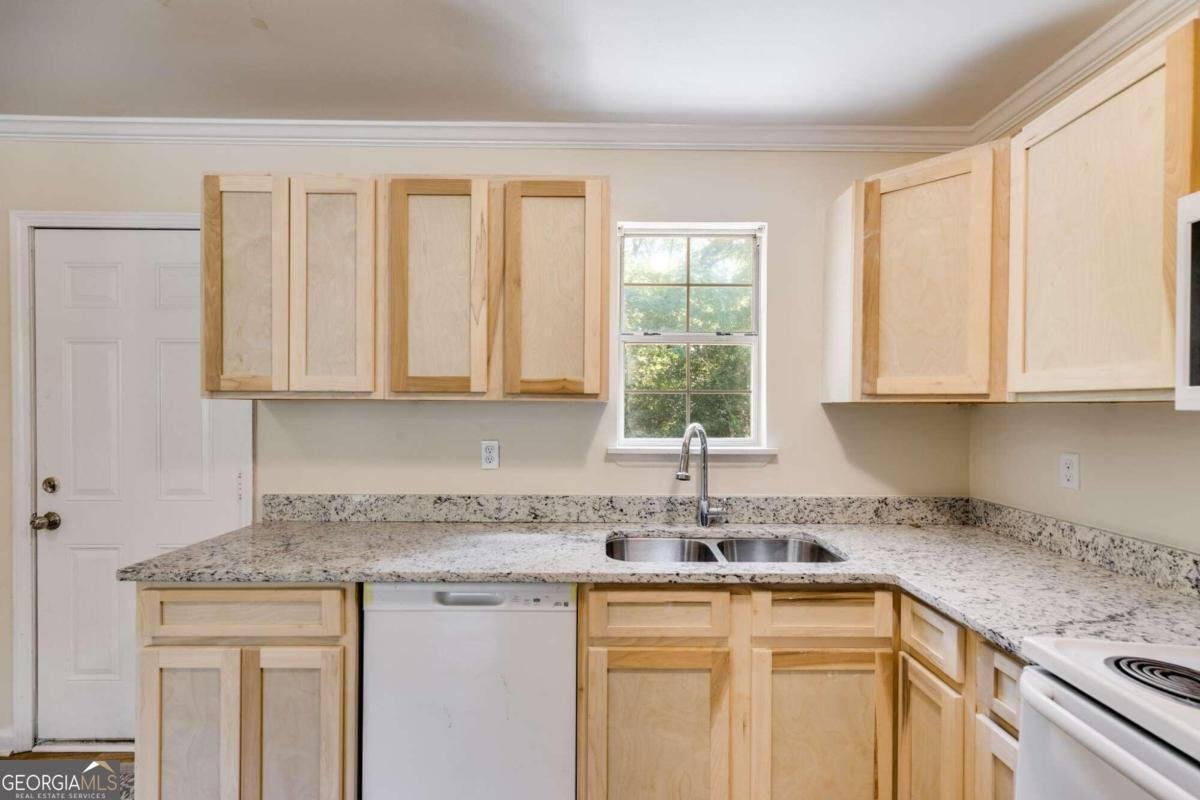 6085 Hotel Street Austell - 8