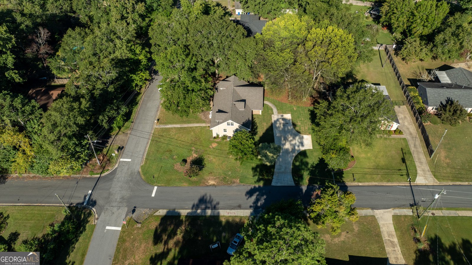 1515 Lokey Drive Columbus - 24