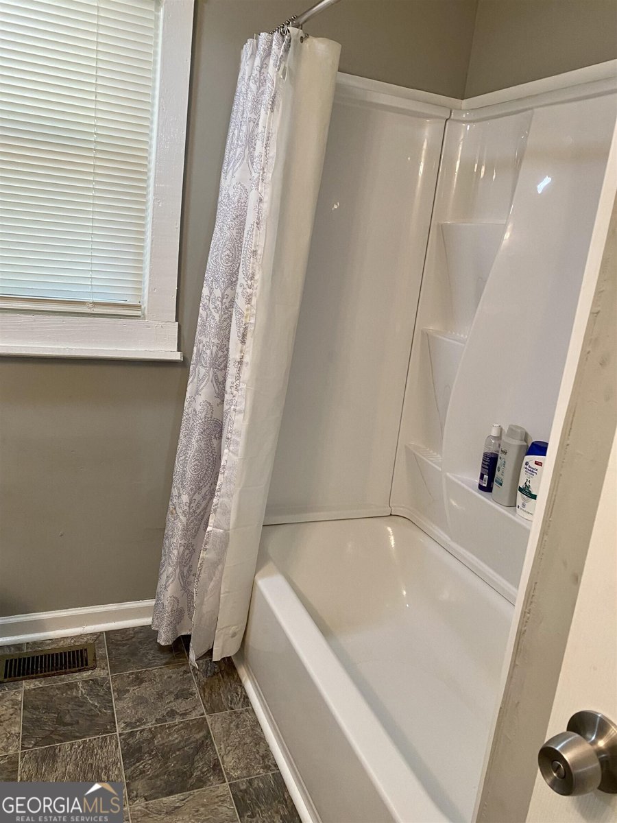 1305 Lucky Street Griffin - 17