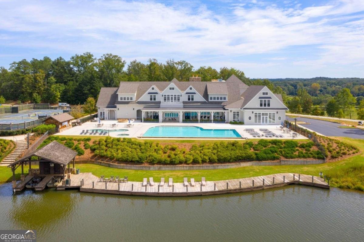 6000 Stallion Ridge Douglasville - 29