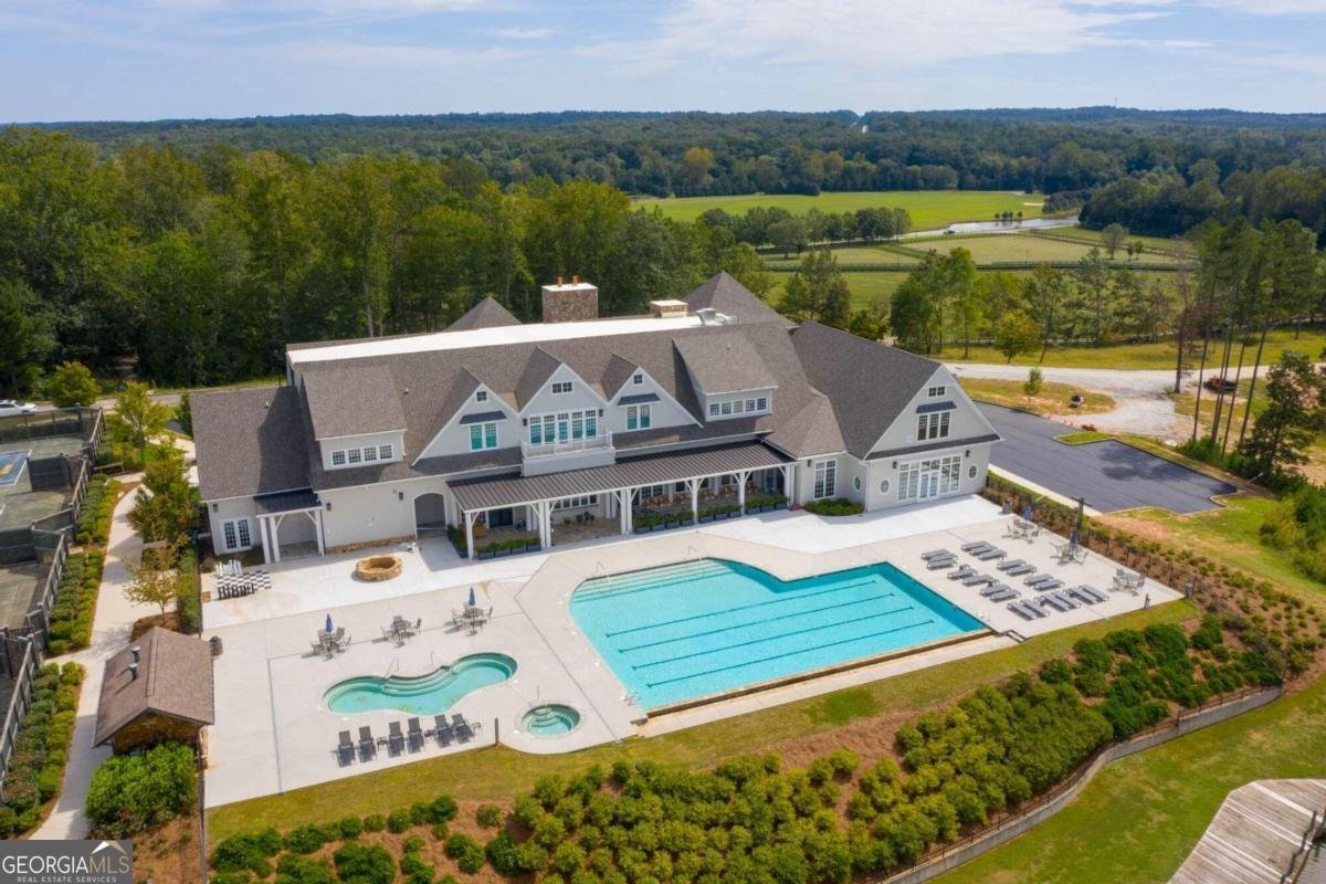 6000 Stallion Ridge Douglasville - 30